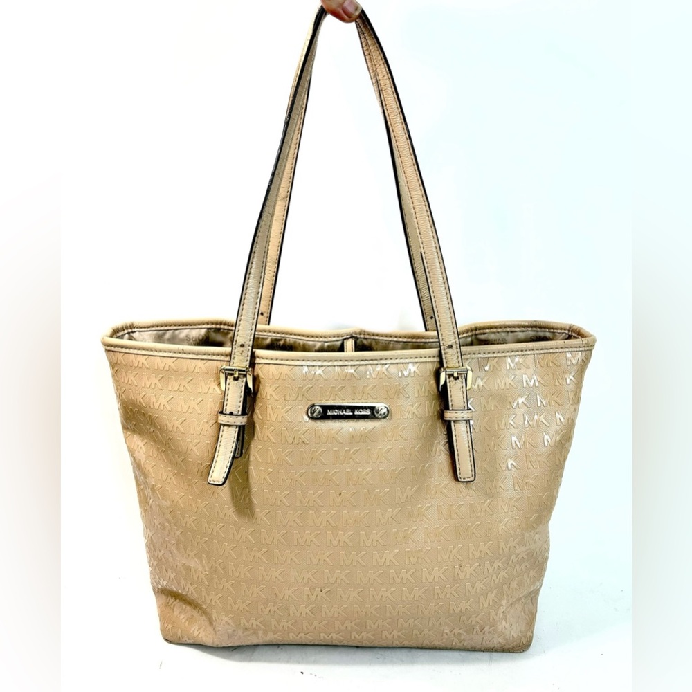 MICHAEL KORS MK Signature Jet Set Travel CARRYALL TOTE Bag Oyster Patent Leather
